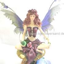 Magic Fairy in grün auf Einhorn
