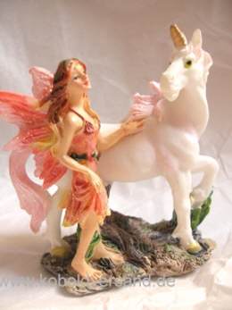 Elfenfigur Kantensitzer mit Einhorn