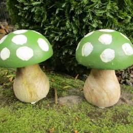 Miniatur Deko  Fliegenpilz Holz Spitzhut